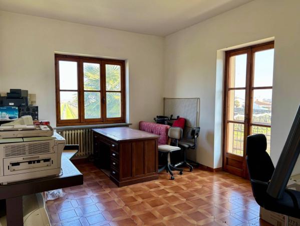 Trilocale in Via Dino Buffa 5, Campiglione Fenile