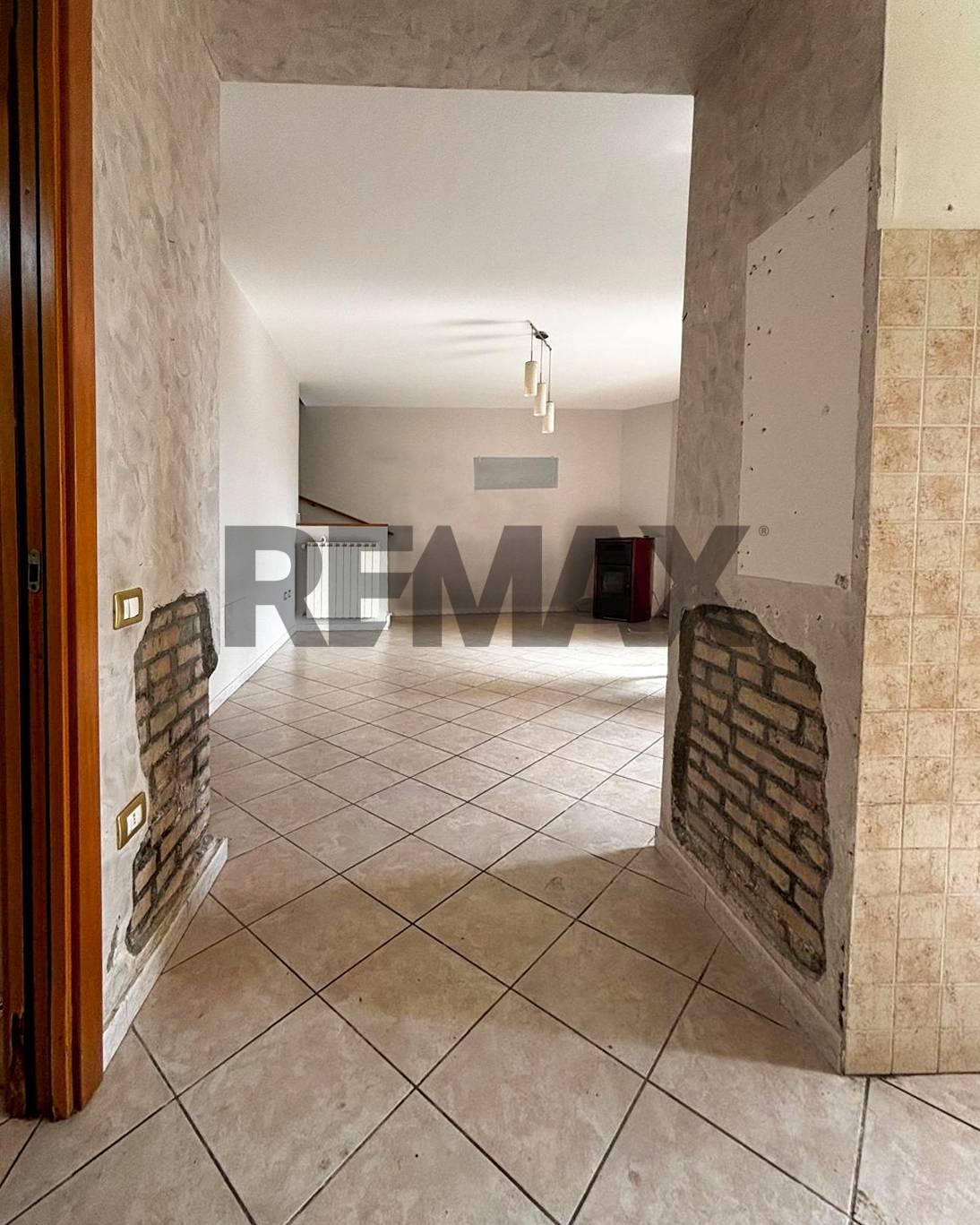 Casa indipendente in Via Aria di Caruso 6, Apollosa