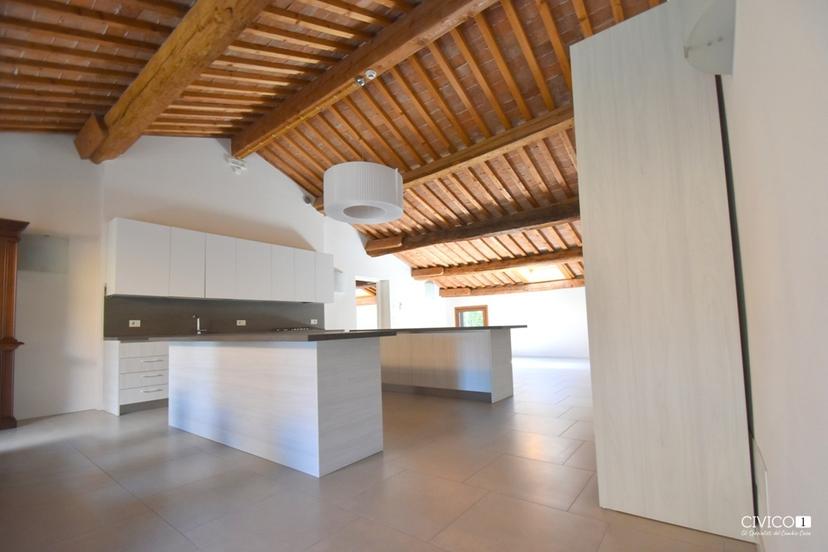 Villa a schiera in Via Giuseppe Garibaldi 16/B, San Pietro in Gu