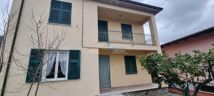 Casa indipendente in Via Luigi del Mancino 20, Massa — foto 4 di 5