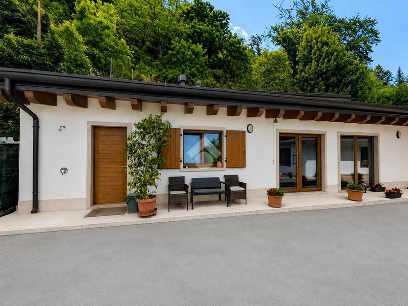 Villa, Caprino Veronese — foto 2 di 5