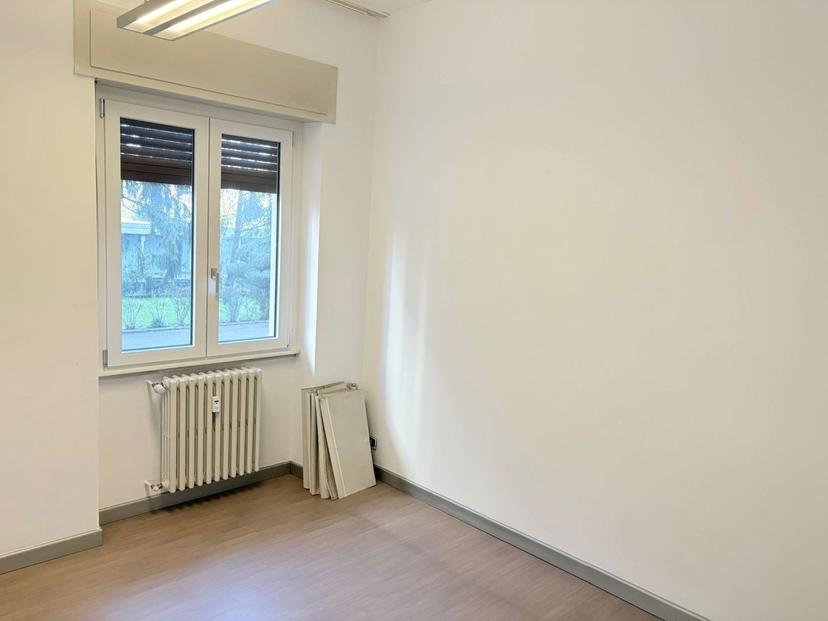 Bilocale in Via Monte Bianco 16, Monza