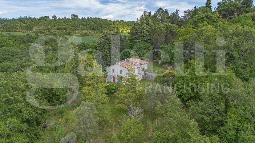 Casa indipendente in Santa Cristina 40, Gubbio