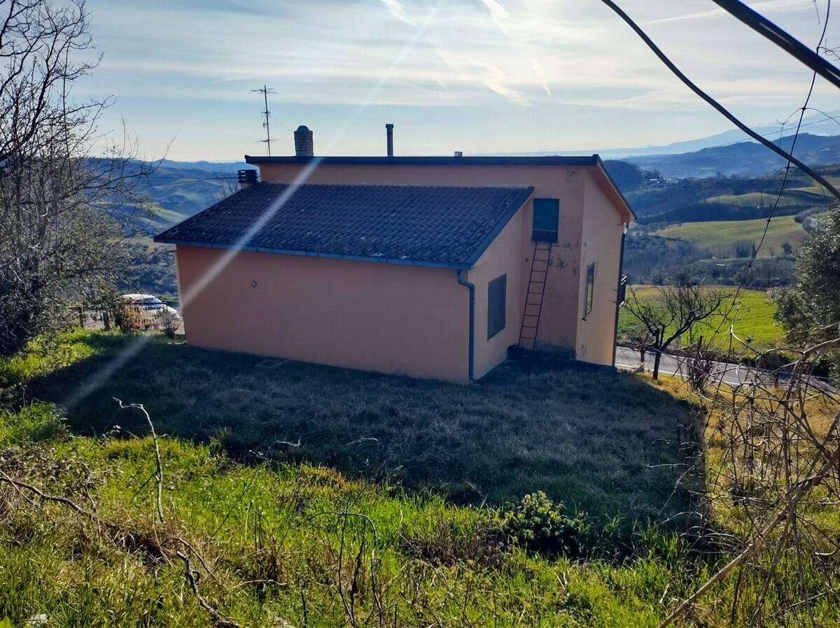 Casa indipendente, Farindola