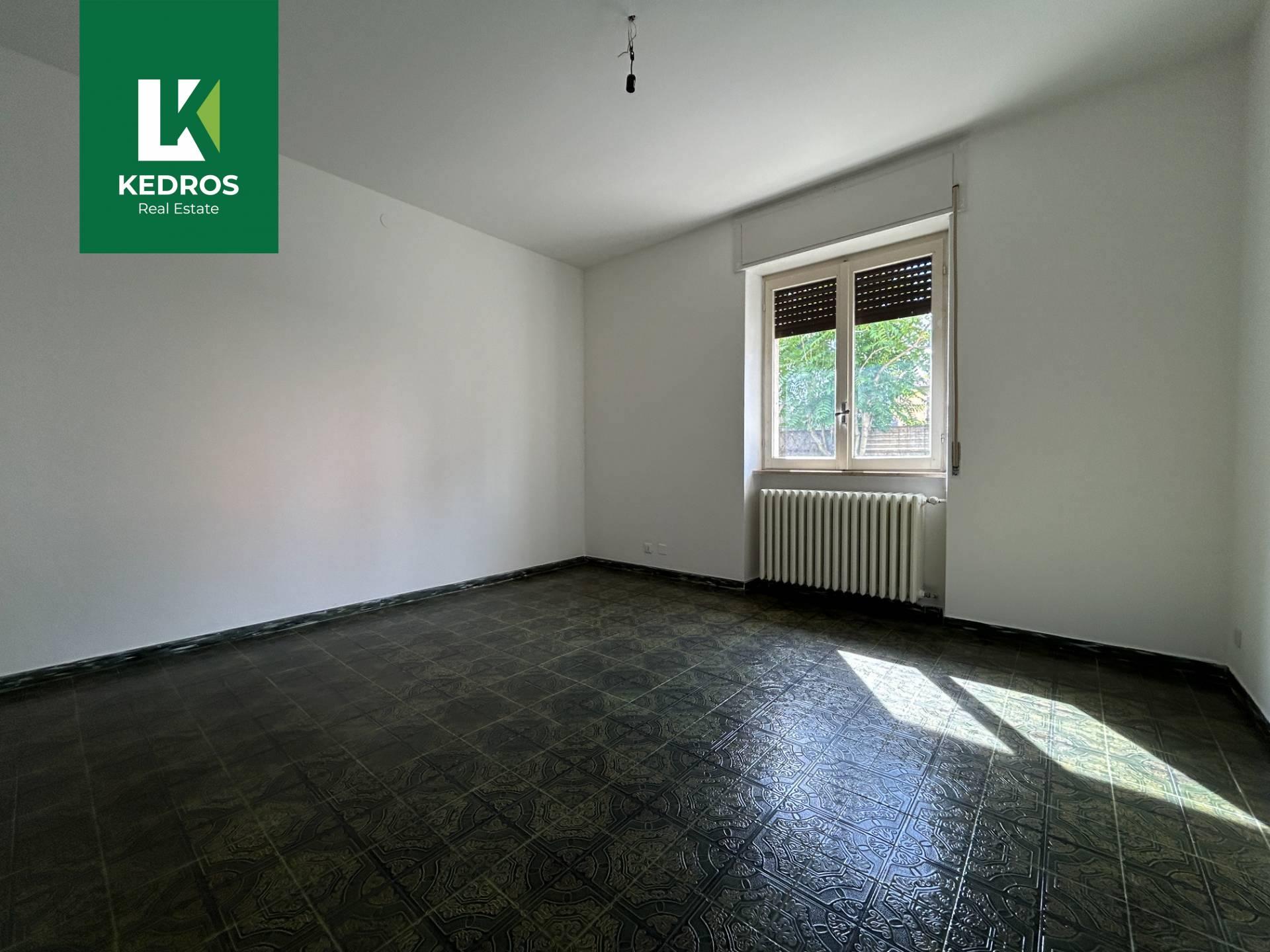 Trilocale in Via Torino 2a, Induno Olona