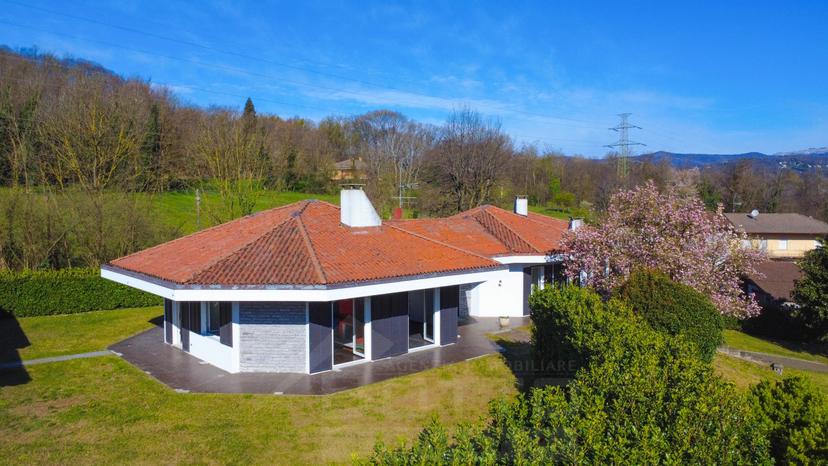 Villa in Via Giusto Caligara 2, Arona — foto 2 di 5
