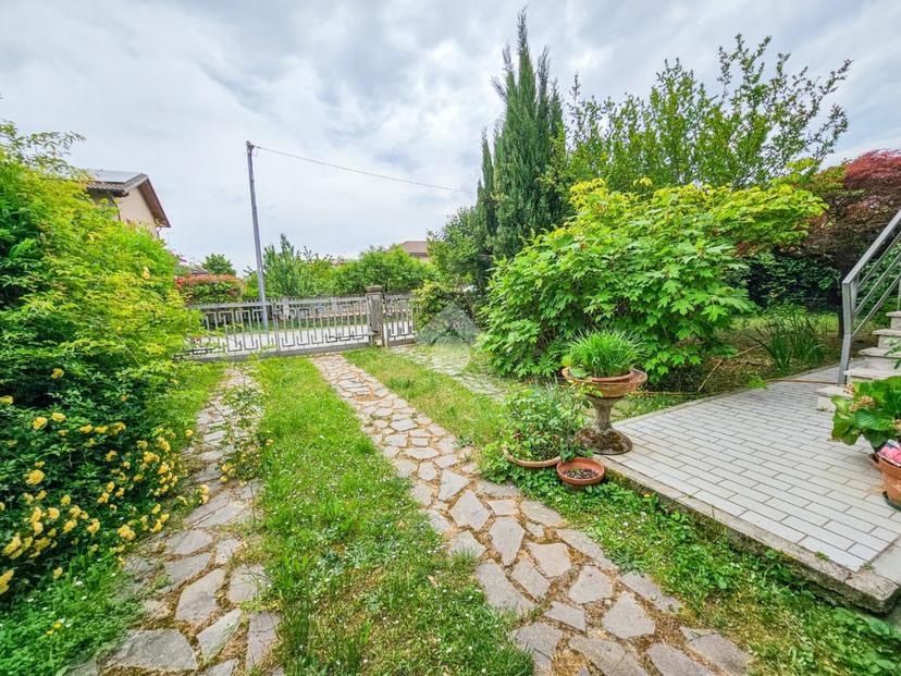 Casa indipendente in Via del Progresso 26, Alessandria — foto 2 di 5