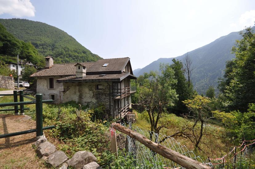 Porzione di casa in Via Schieranco 1, Antrona Schieranco
