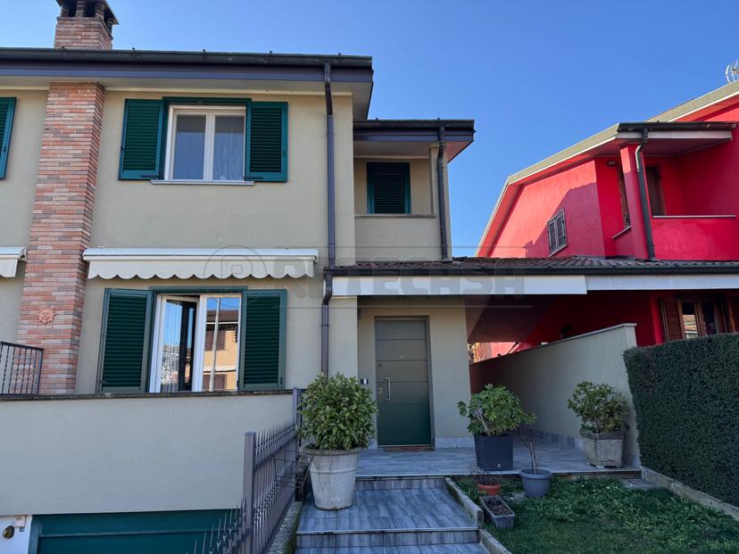 Villa a schiera in Via Indipendenza, Chieve — foto 4 di 5