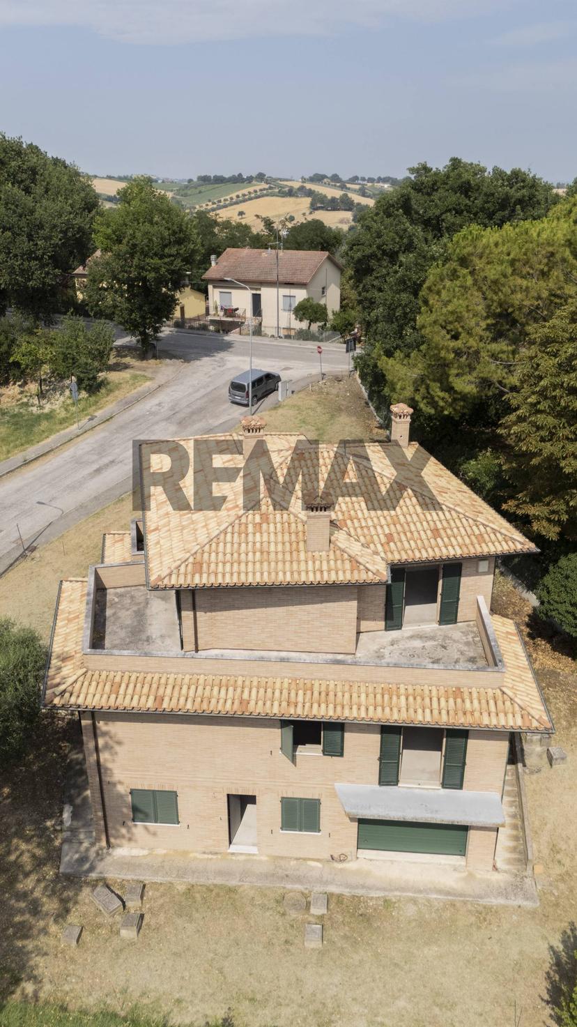 Casa indipendente in Via Mario Carofoli Snc, Corinaldo — foto 4 di 5