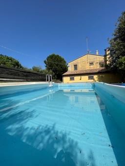 Rustico in Offagna, Offagna