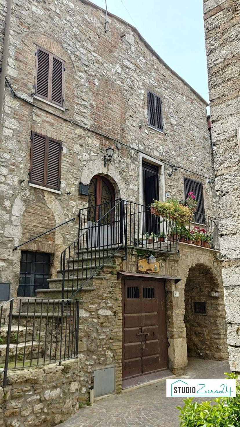 Quadrilocale, Montecchio — foto 2 di 5