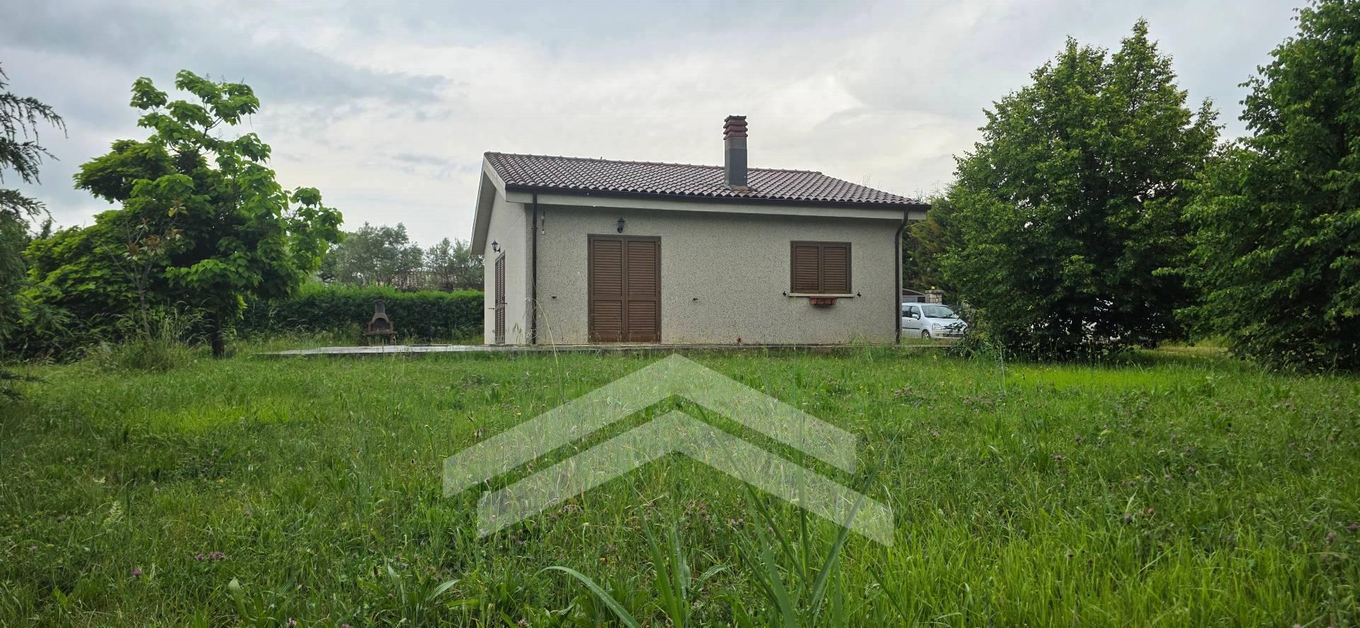 Villa in C.da Sant'Andrea Snc, Gildone