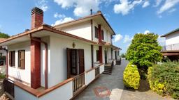 Villa in Via Francesco Petrarca, Castell'Azzara