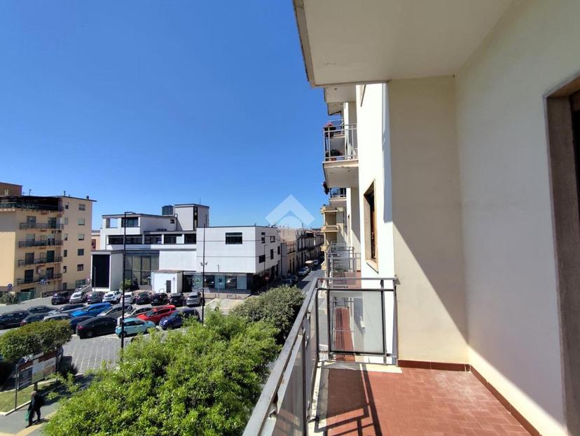 Quadrilocale in Via Appia 337, Santa Maria a Vico — foto 2 di 5