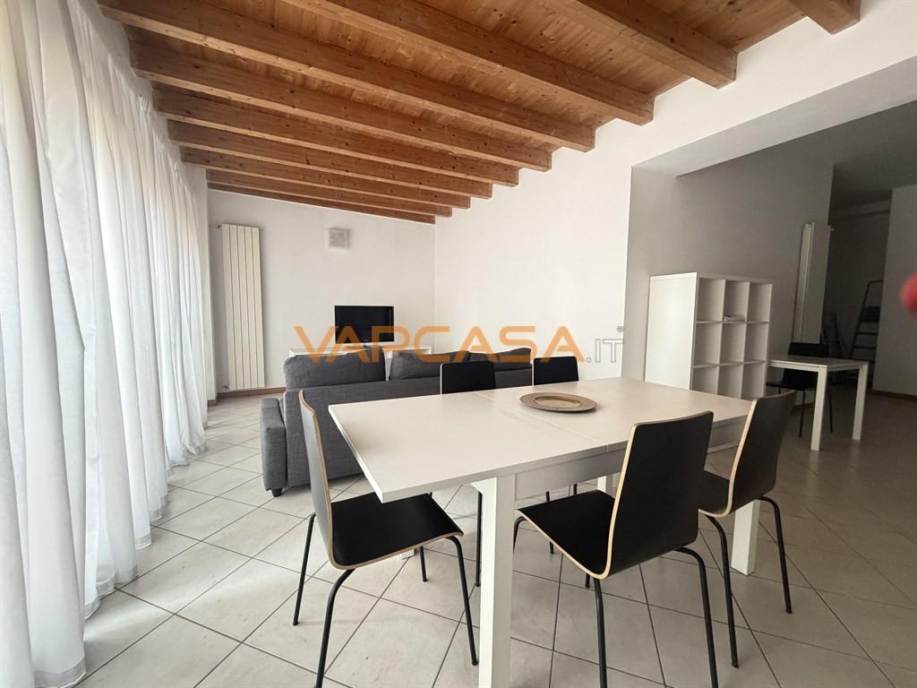 Bilocale in Via Brambilla, Romano di Lombardia