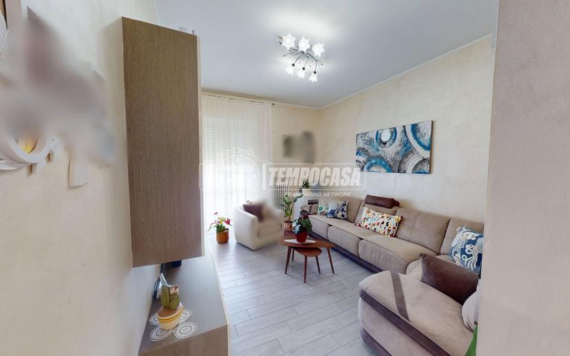 Trilocale in Via Cellini 12, Cinisello Balsamo