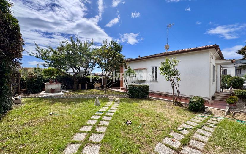 Villa in Via Giuseppe Parini, Santa Marinella — foto 5 di 5