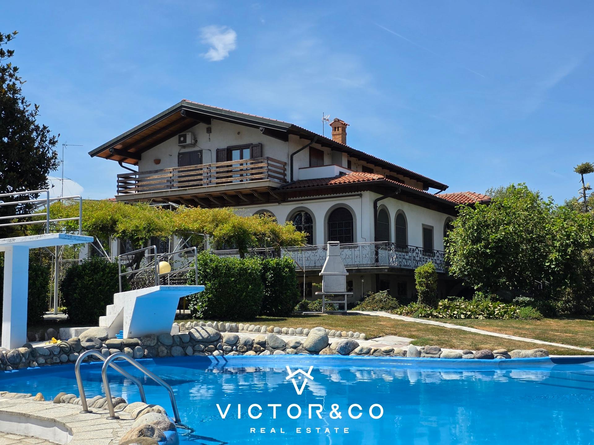 Villa a schiera in Via Don Nazzaro Villa Snc, Capriate San Gervasio