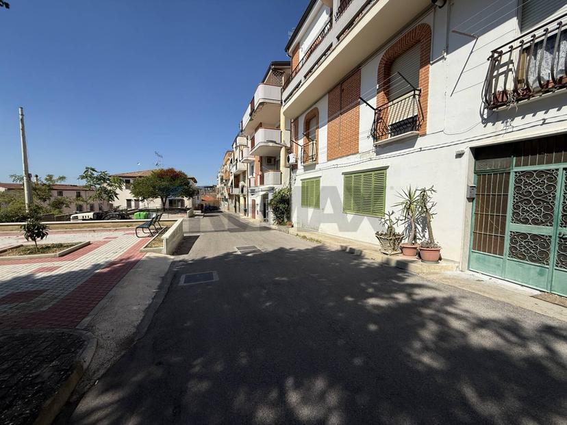 Casa indipendente in Vico Matera, Grassano — foto 4 di 5