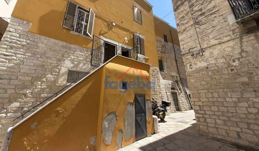 Bilocale in Vico Sant'Agata 11, Trani — foto 3 di 5
