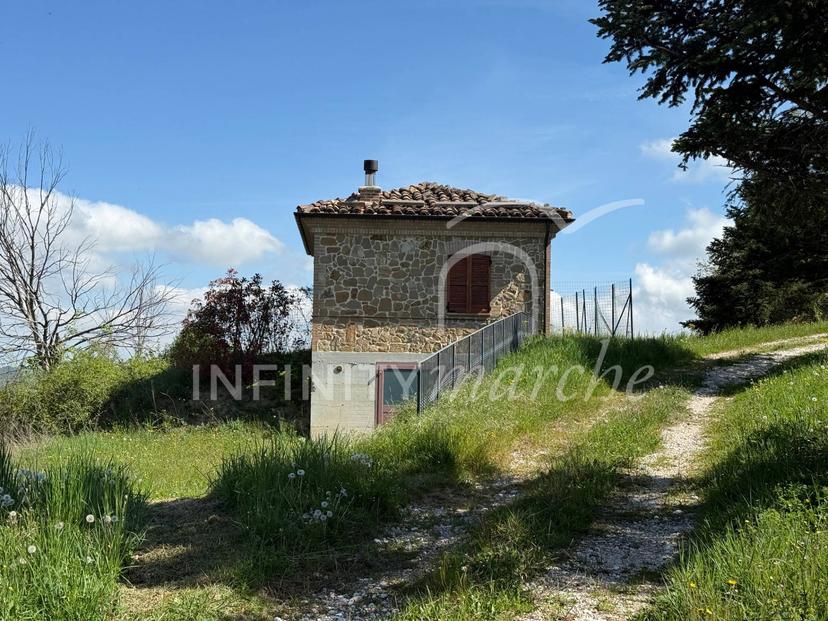 Rustico in Contrada Santa Lucia, Amandola — foto 2 di 5