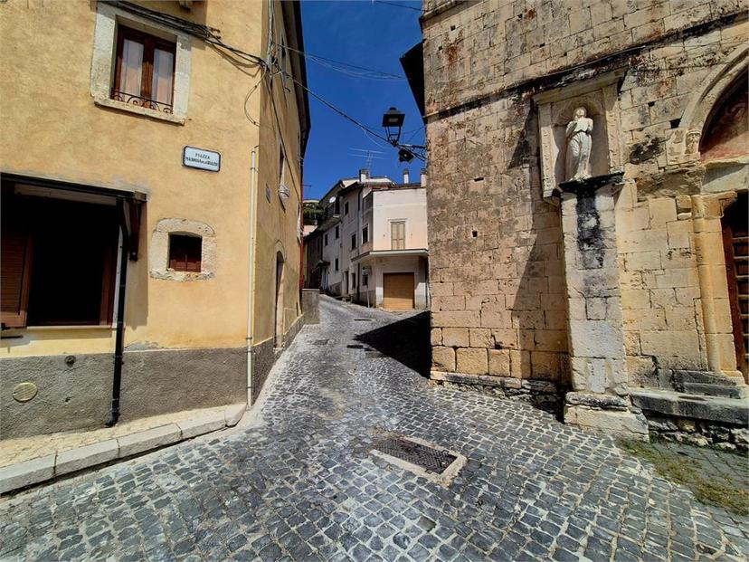 Casa indipendente in Via Canale 1, Cocullo — foto 3 di 5