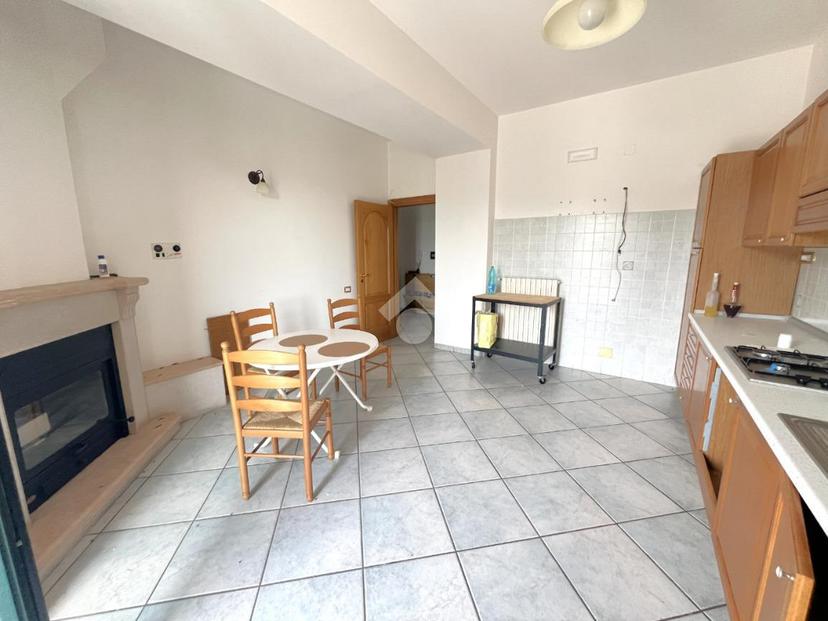 Bilocale in Via Appia Nuova 13, Calvi — foto 4 di 5