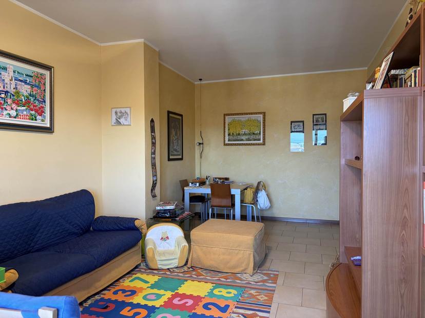 Trilocale, Mortara