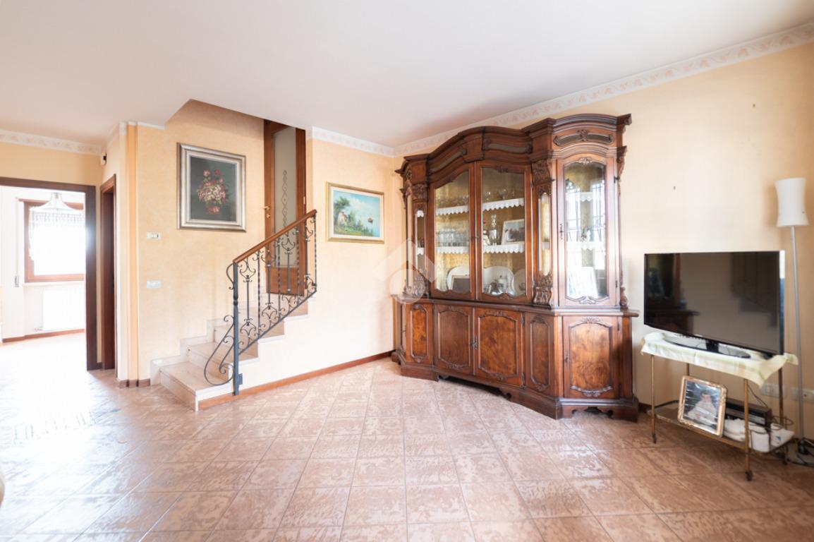 Villa in Via Sant'Eurosia, Villafranca di Verona