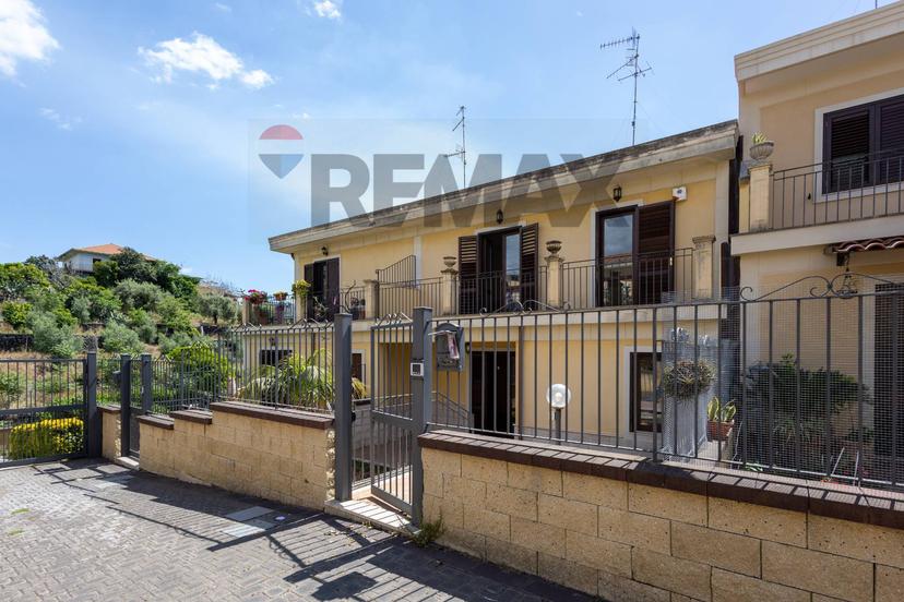 Villa a schiera in Via Nazionale Guardia 316, Acireale — foto 3 di 5
