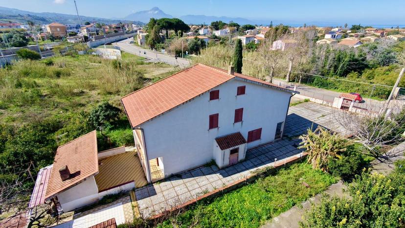 Casa indipendente in Via delle Salinelle 2, Lascari — foto 3 di 5
