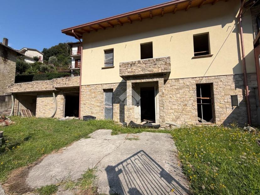 Villa in Via Roma 19, Erve — foto 4 di 5