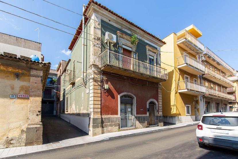 Casa indipendente in Via Camillo Benso Conte di Cavour, Carlentini — foto 2 di 5
