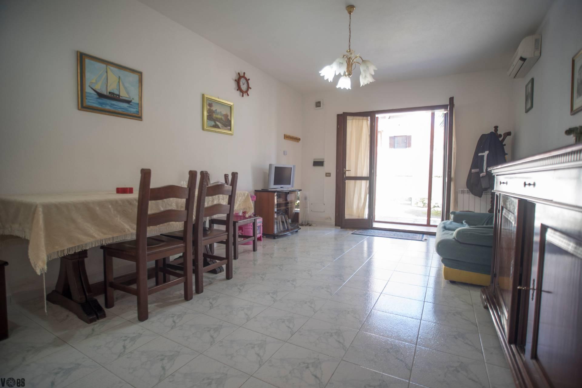 Trilocale in Via Irlanda 31, Olbia