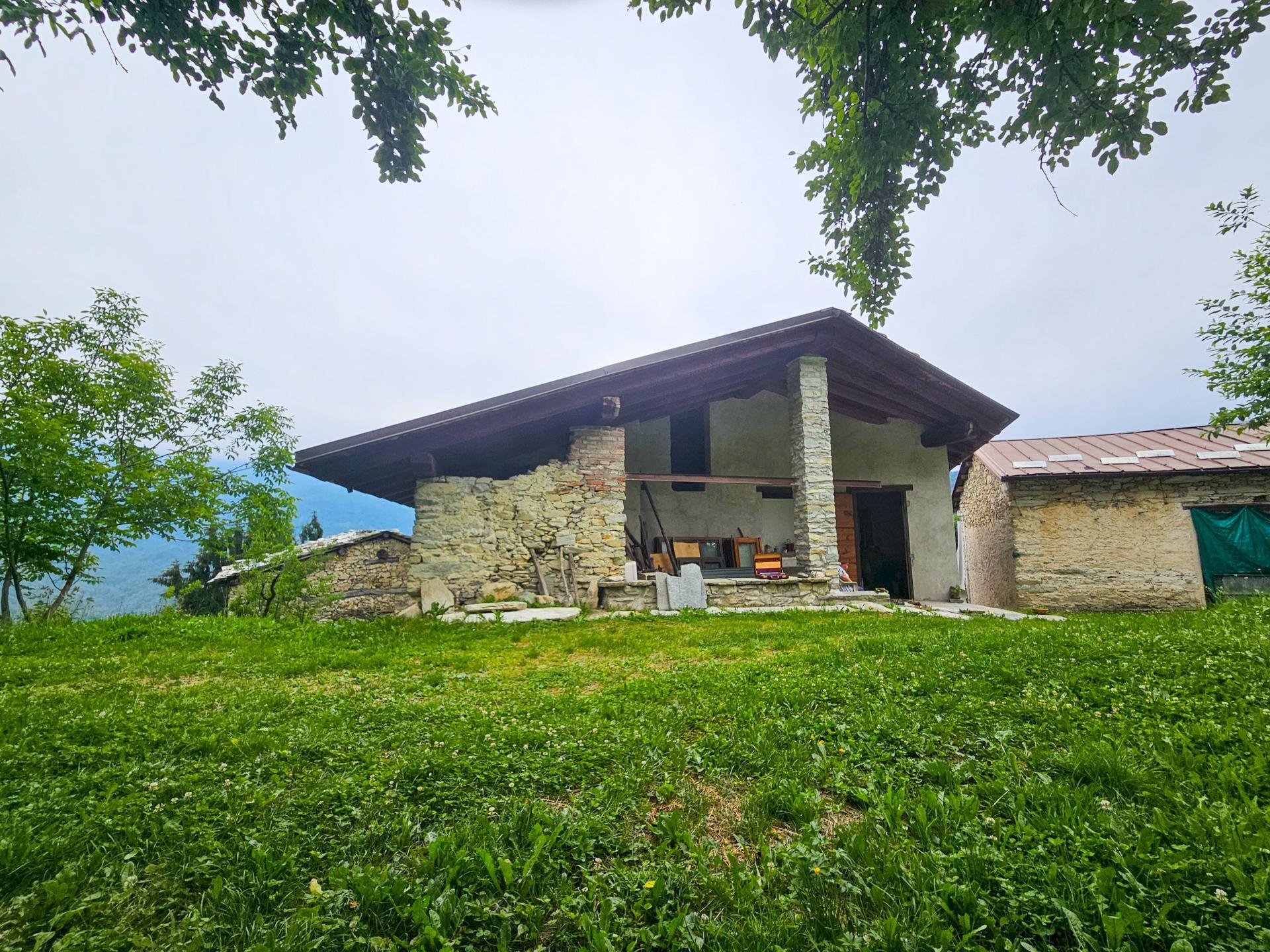 Casa indipendente in Borgata Ciccioni, Chiusa di Pesio