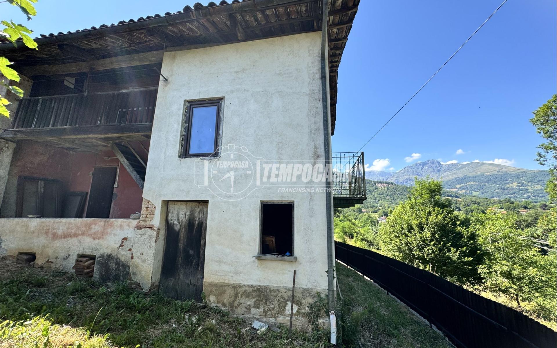 Casa indipendente in Casale Vigne, Graglia