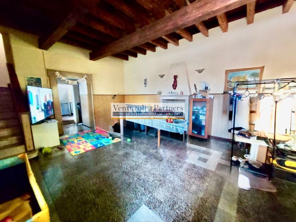 Trilocale in Vicolo del, Lonato del Garda