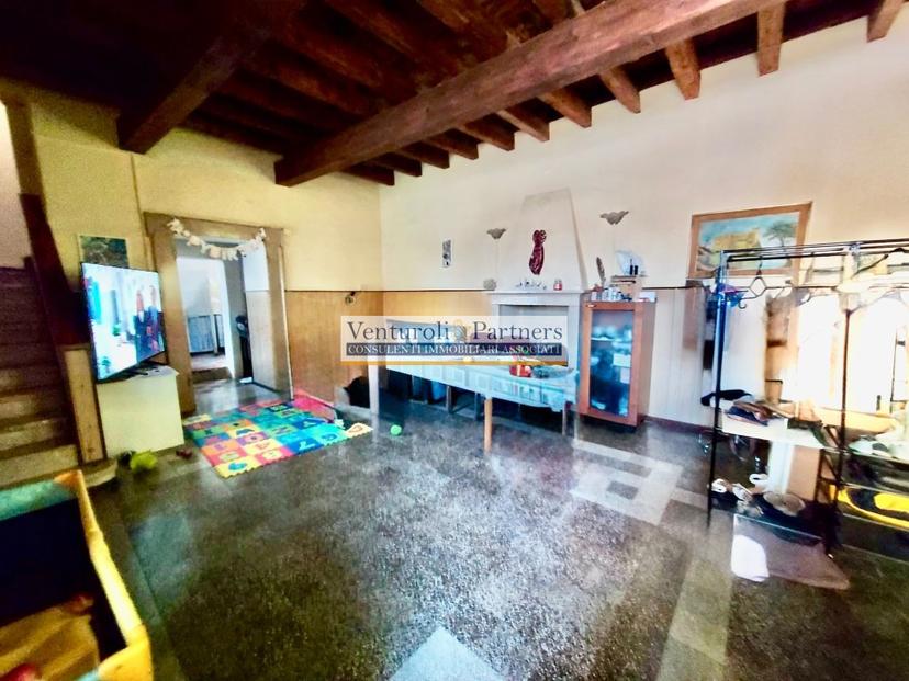 Trilocale in Vicolo del, Lonato del Garda