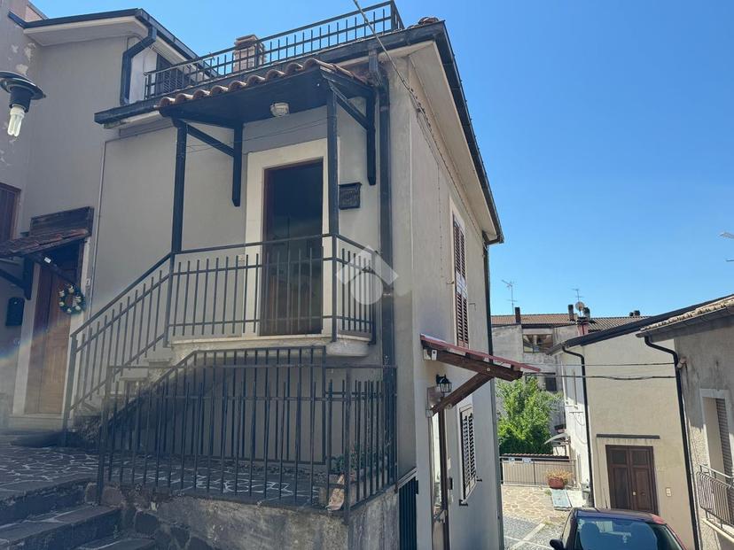 Casa indipendente in Indipendente Via Pitocco 1, Castel di Sangro