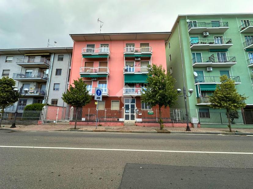 Quadrilocale in Via C. Colombo 24, Santhià — foto 4 di 5