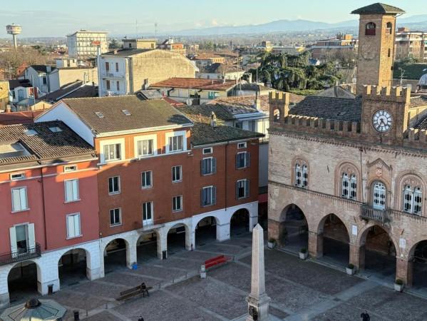 Attico in Piazza Giuseppe Garibaldi, Fidenza — foto 4 di 5