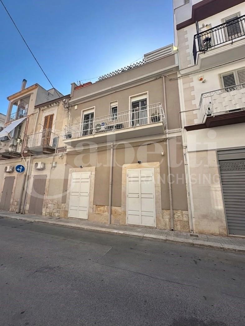 Appartamento in Zona Viale l. Cadorna, Corato — foto 4 di 5