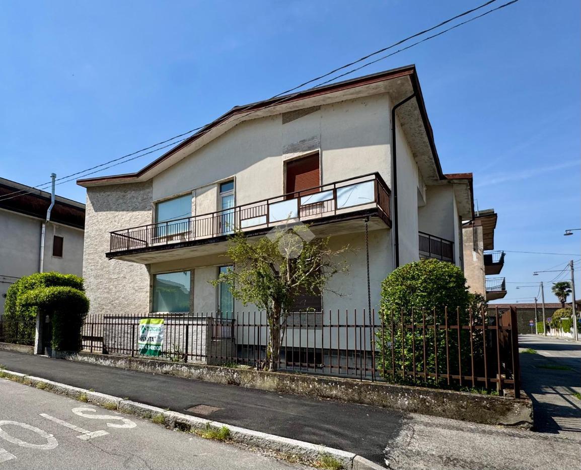 Villa in Via Carlo Pisacane 21, Pizzighettone