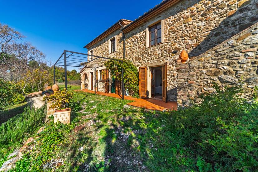 Casale in Poggio alla Stella, Monterotondo Marittimo — foto 4 di 5
