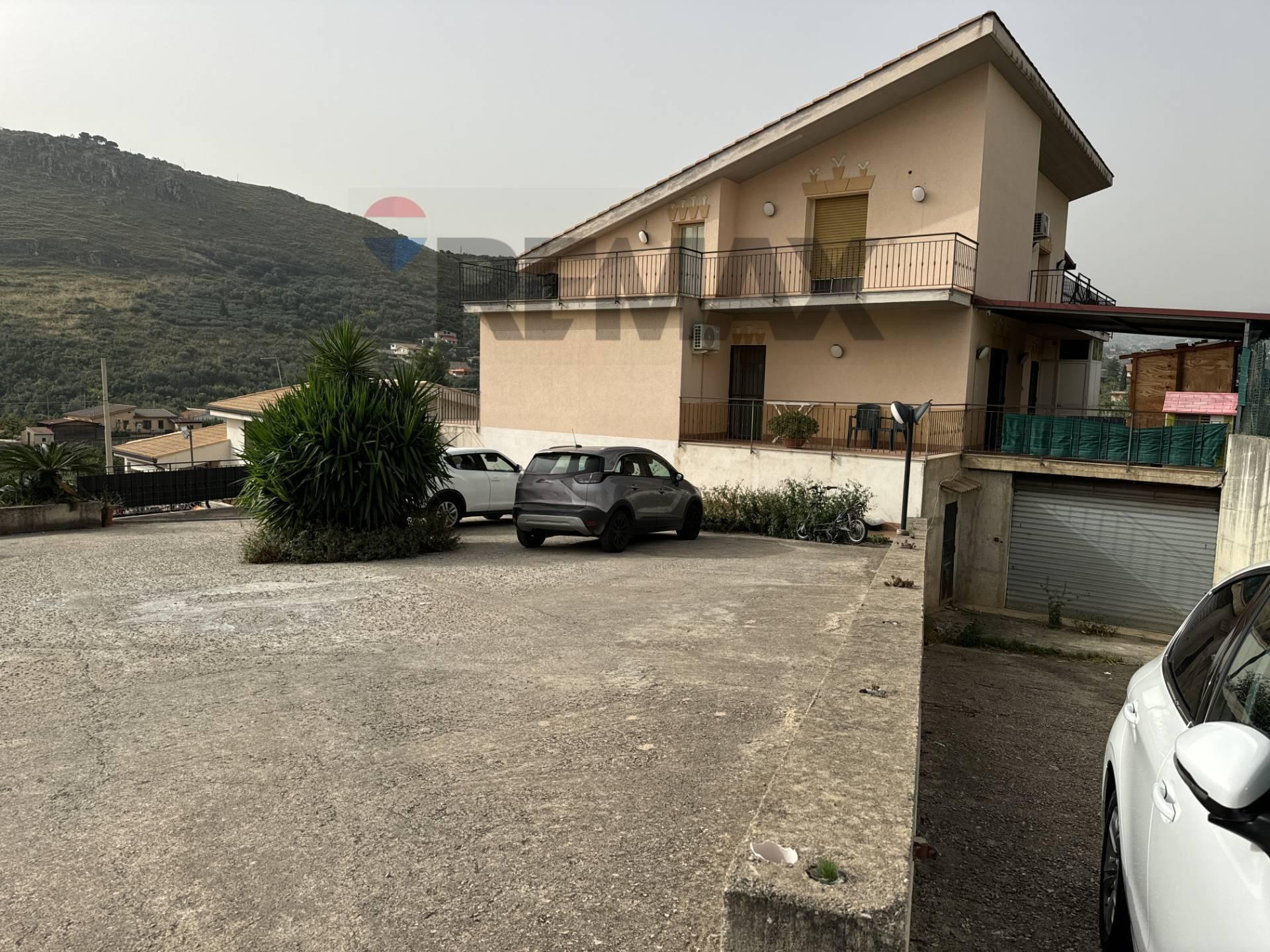 Casa indipendente in Fondo d'Agostino Snc, Monreale