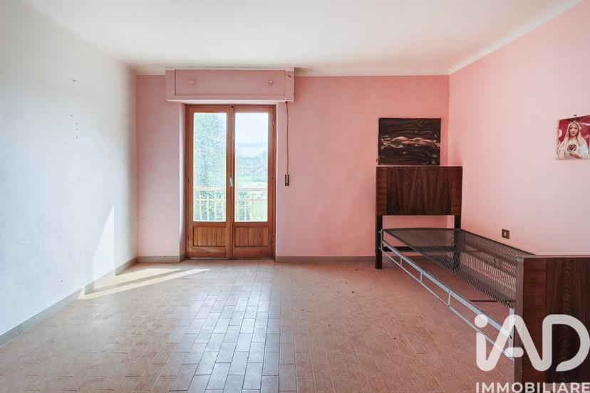 Casa indipendente in Frazione Vialle della Resistenza, Falerone — foto 3 di 5