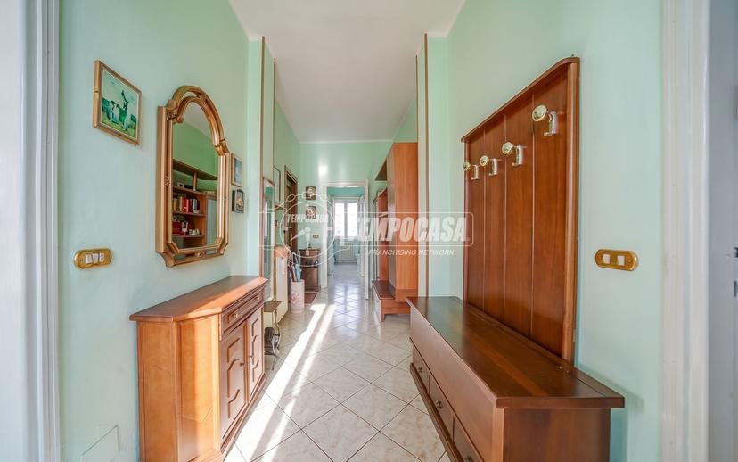 Bilocale in Via Venezia, Dormelletto — foto 2 di 5