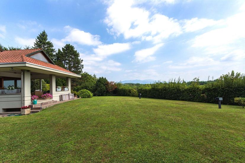 Villa unifamiliare in Via Brunate 8, Guanzate — foto 5 di 5