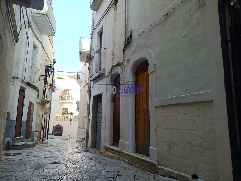 Casa indipendente in Via Andrea Angiulli 28, Castellana Grotte — foto 2 di 5